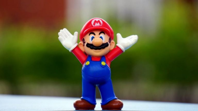 Super Mario