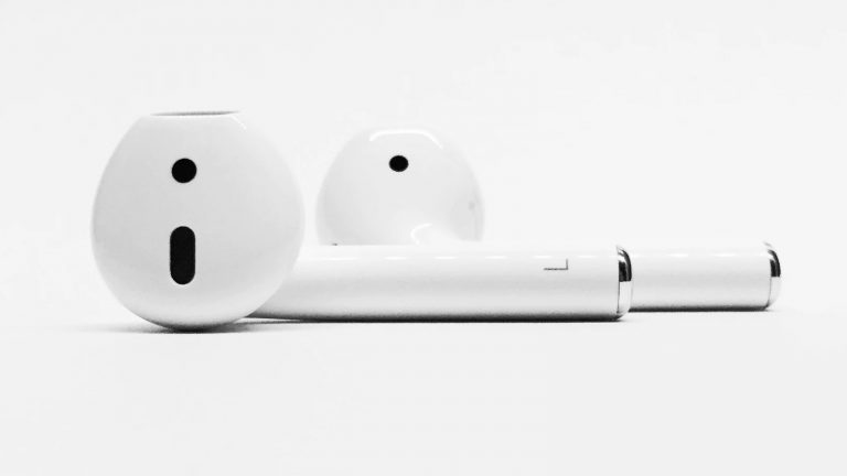AirPods
