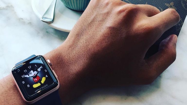Apple Watch Funktionen Uhr Apple Watch Musik-App-Icon in der Zeitanzeige
