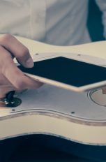 Musiklehrer auf dem Smartphone: Gitarre lernen Apps