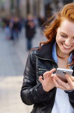 Tippen auf dem Smartphone ist manchmal mühselig. Aber es gibt einfache Wege, das schneller und einfacher zu gestalten