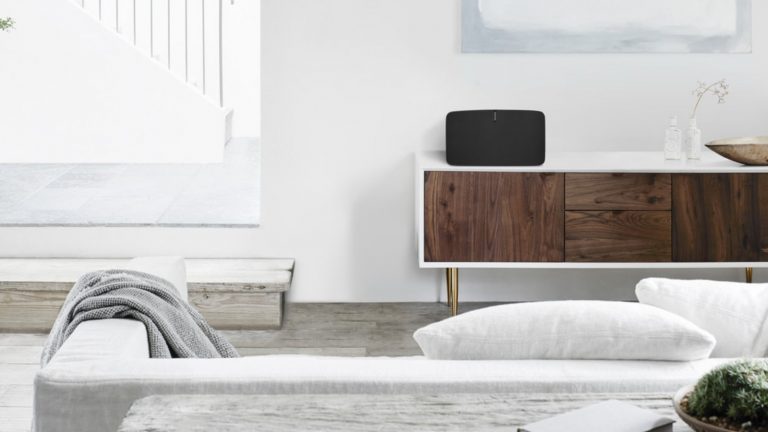 Möbel mit Sonos-Lautsprecher