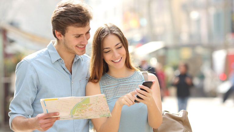 Den Urlaub angenehm mit praktischen Apps gestalten