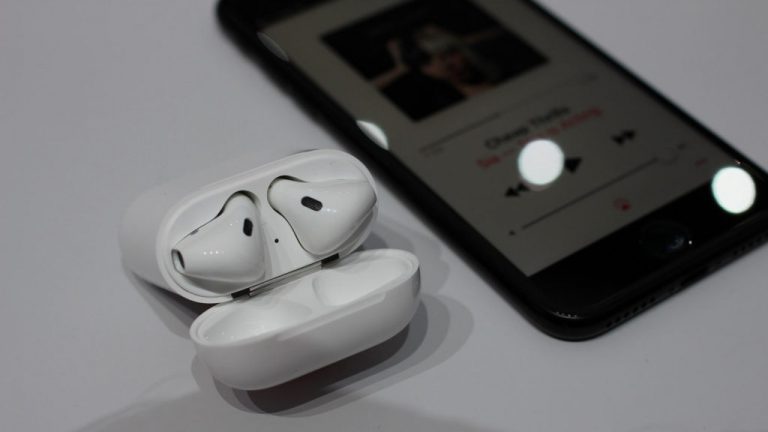 AirPods und iPhone