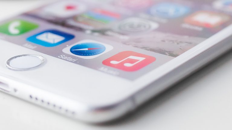 iPhone