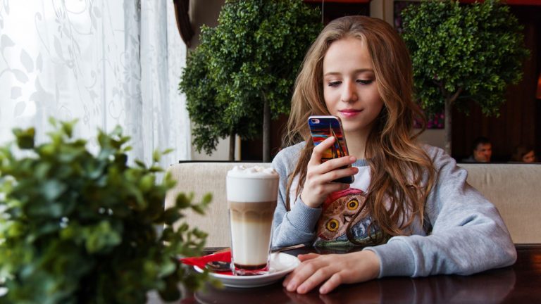 Mit Instant Games im Facebook Messenger die Zeit vertreiben