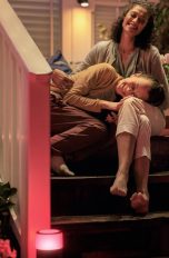 Philips Hue Outdoor-Lampen auf der Veranda
