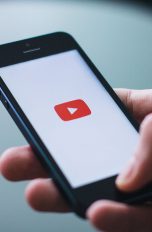 YouTube dunkles Design mobil