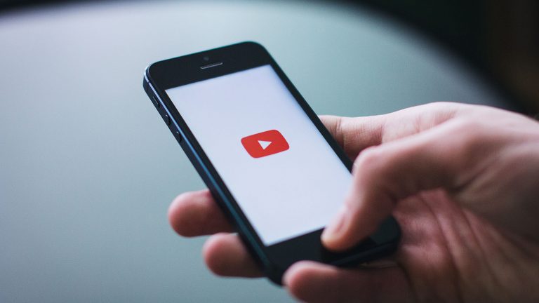 YouTube dunkles Design mobil