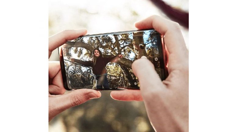 Samsung Galaxy S9 downloaded 37 Prozent schneller als das iPhone Samsung Galaxy S9 mit Video