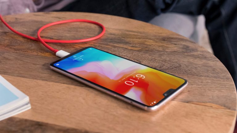 OnePlus 6 Ladezeit OnePlus 6 wird aufgeladen