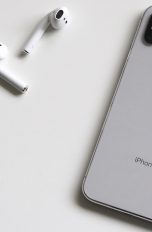 iPhone X und AirPods