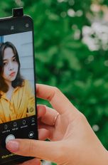 Pop Up Kamera Selfie Frau