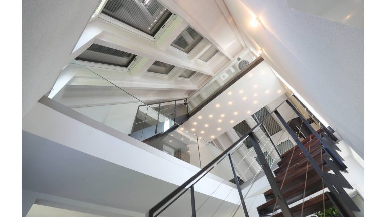 Roto_Hitzeschutz ZRO_Innenansicht Treppenhaus innen