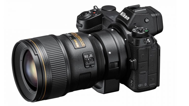 Nikon Z 7 mit Kit-Objektiv