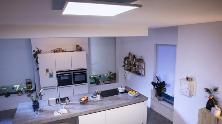 Philips Hue Aurelle Philips Hue Aurelle als Deckenleuchte in Küche