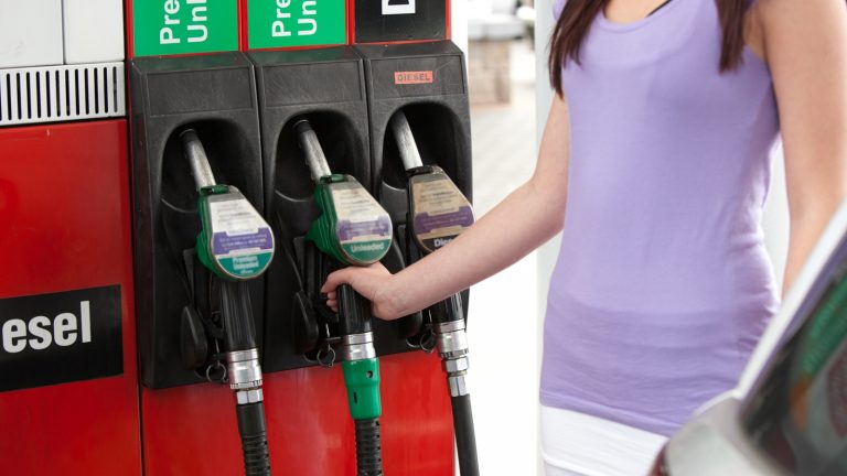 Zapfsäulen an Tankstelle