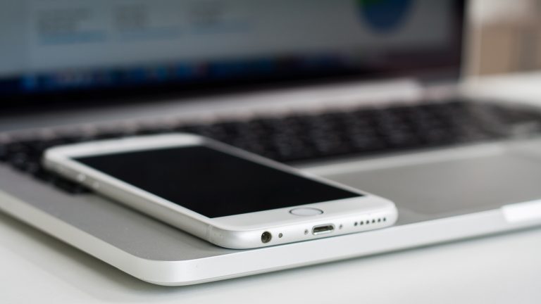 iPhone-Bildschirm auf PC oder Mac übertragen