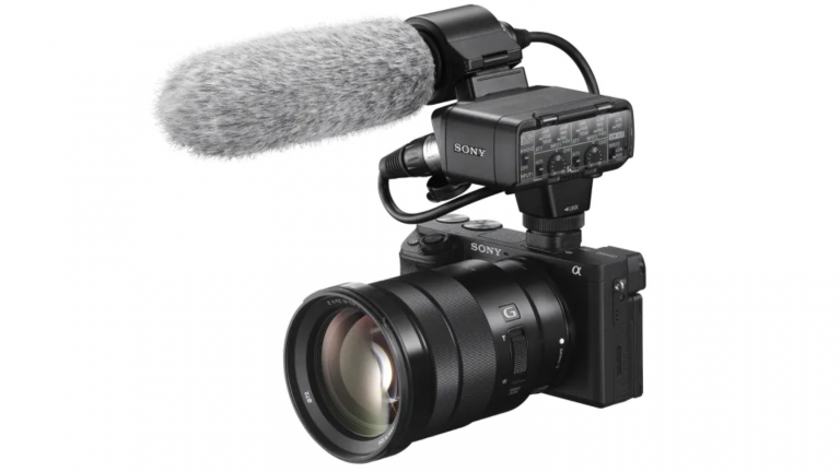 Sony Alpha 6400 mit Mikrofon Sony Alpha 6400 mit Mikrofon