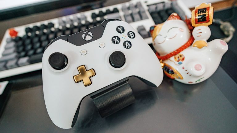 Controller statt Maus und Tastatur – damit steht deinem Loot-Glück bald nichts mehr im Weg.