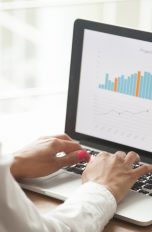 PowerPoint Kopf- und Fußzeile einfügen: So einfach geht es