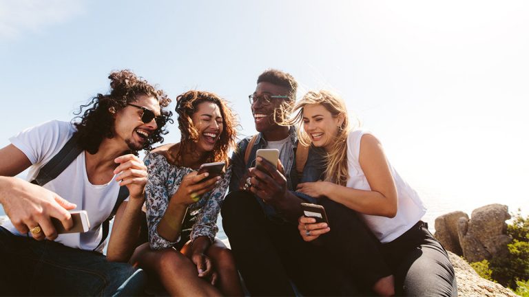 Onlinespeicher: Daten mit Freunden teilen Onlinespeicher: Cloud-Daten mit Freunden teilen