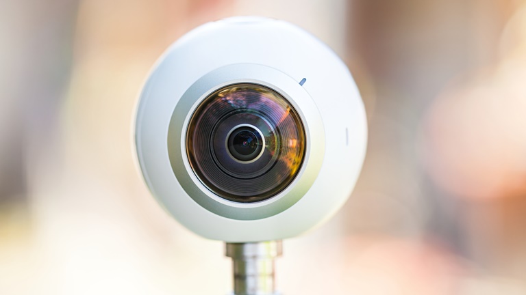 Mit 360°-Kamera Bilder für Google Maps Street View zu erstellen