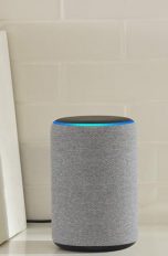 Amazon Echo Plus Lautsprecher