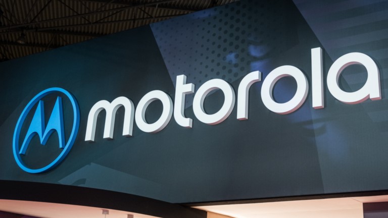 Motorola One Zoom: Pressebilder zeigen Quad-Kamera Motorola Logo