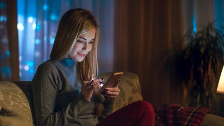 Blaufilter auf dem Smartphone: Was ist das und wie wirkt er auf dem Display?