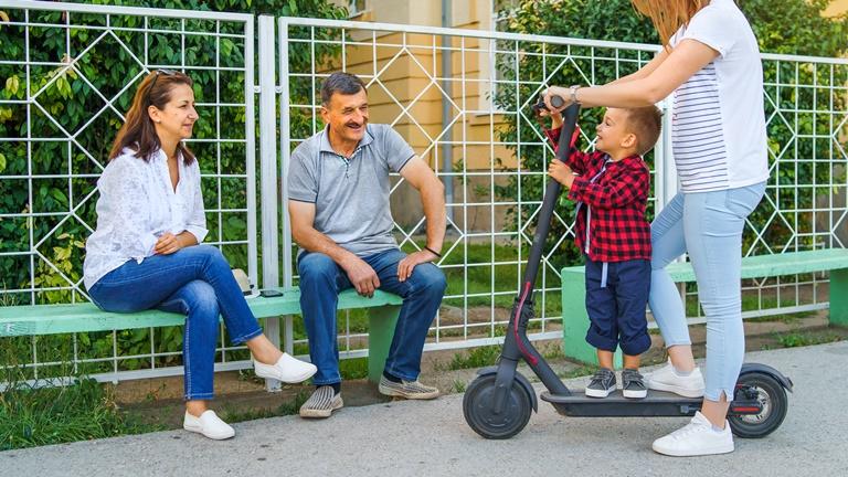 E-Scooter für Kinder und Erwachsene