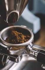 Elektrische Kaffeemühle Kegelmahlwerk oder Scheibenmahlwerk