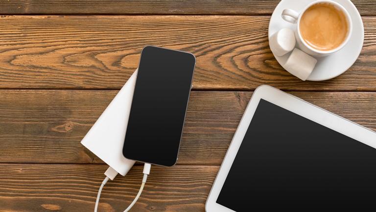Externe Stromquelle: Powerbanks für Smartphones, Laptops und mehr