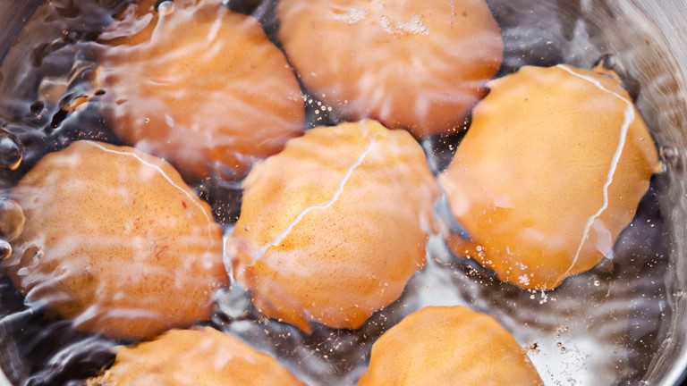 Eier können beim Kochen platzen