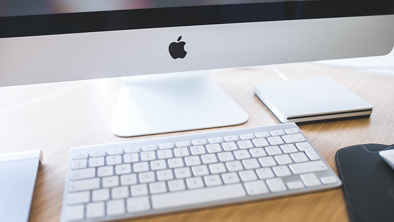 iMac mit Tastatur