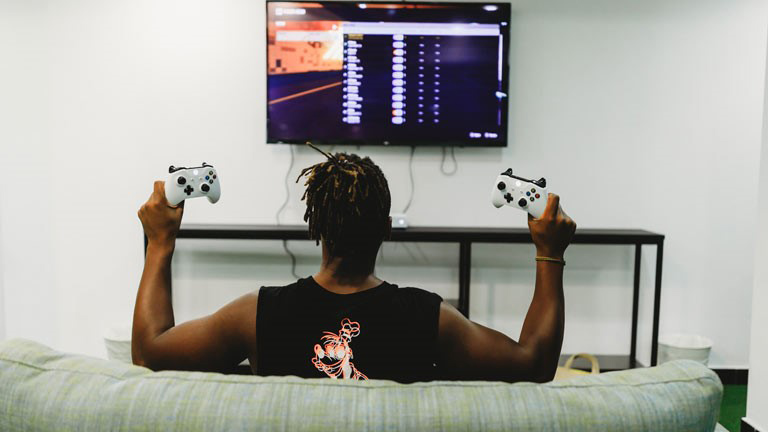 Xbox One reinigen und pflegen