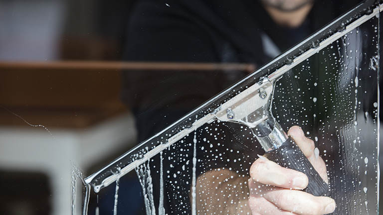 Fenstersauger 6 Modelle für streifenfreien Durchblick-2 Fenstersauger welches Reinigungsmitte