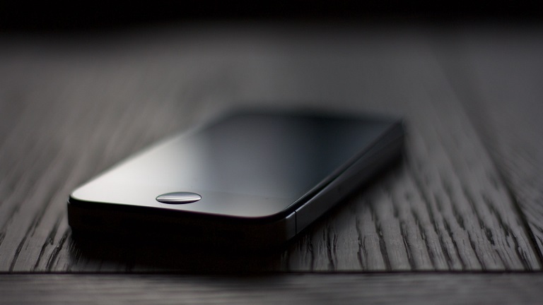 iPhone 12 Design