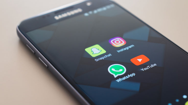 Android-Benachrichtigungs-LED: Farbe für WhatsApp ändern