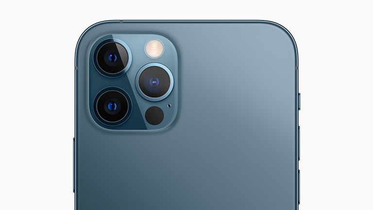 Produktfoto der Hauptkamera des iPhone 12 Pro.