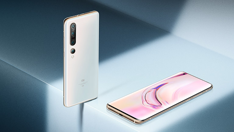 Xiaomi Mi 10 Pro Das Xiaomi Mi 10 Pro von vorne und hinten.