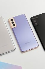 Das Samsung Galaxy S21 in drei unterschiedlichen Farben.