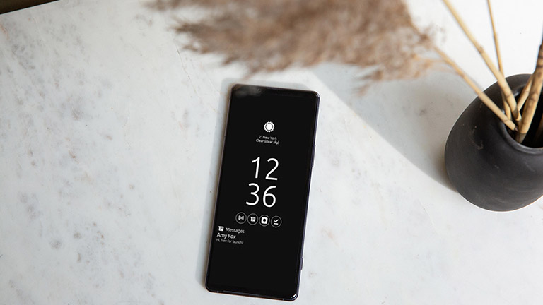Always On AMOLED Die aktivierte App Always On AMOLED auf einem Sony Xperia 1 II.