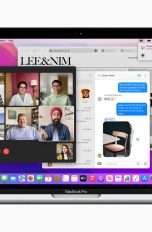 Ein MacBook Pro mit geöffneten Fenstern von FaceTime, Nachrichten und Safari.
