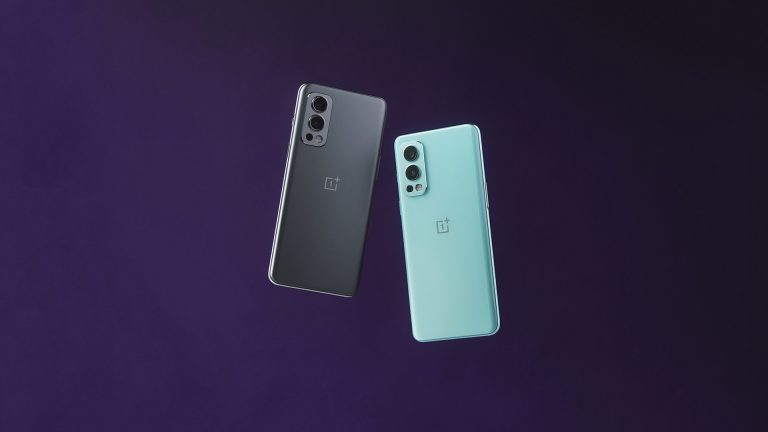 OnePlus Nord 2 5G Produktbild des OnePlus Nord 2 5G. Zu sehen sind die Rückseiten der beiden Farbvarianten.