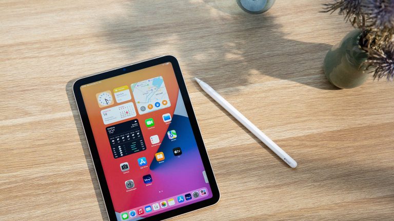 iPad mini Das iPad mini mit dem Apple Pencil daneben.
