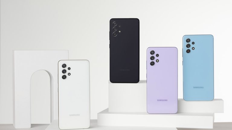 Produktbild des Samsung Galaxy A32 in unterschiedlichen Farben.