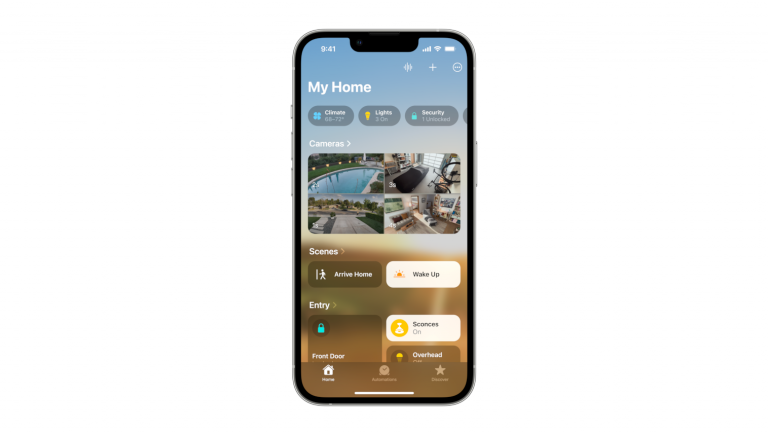 iOS 16 Auf einem iPhone ist die überarbeitete Home-App zu sehen.