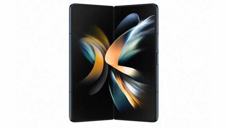 Galaxy Z Fold4 Produktbild eines offenen Samsung Galaxy Z Fold 4 mit Blick auf das Display innen.