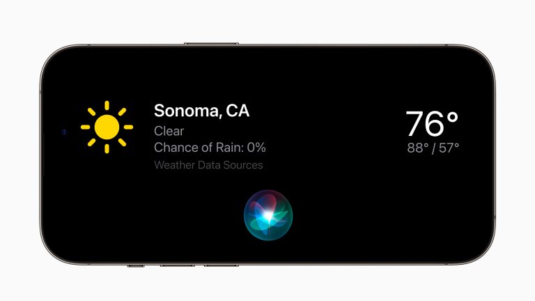 Ein Screenshot zeigt die neue Standby-Funktion unter iOS 17. Zu sehen ist das lokale Wetter und die Siri-Einblendung. Ein Screenshot zeigt die neue Standby-Funktion unter iOS 17. Zu sehen ist das lokale Wetter und die Siri-Einblendung.